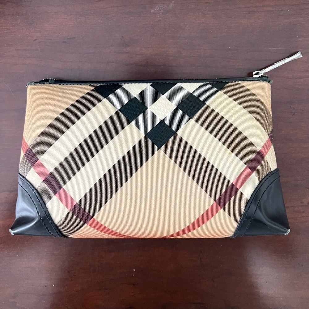 Burberry Nova Check cosmetic pouch